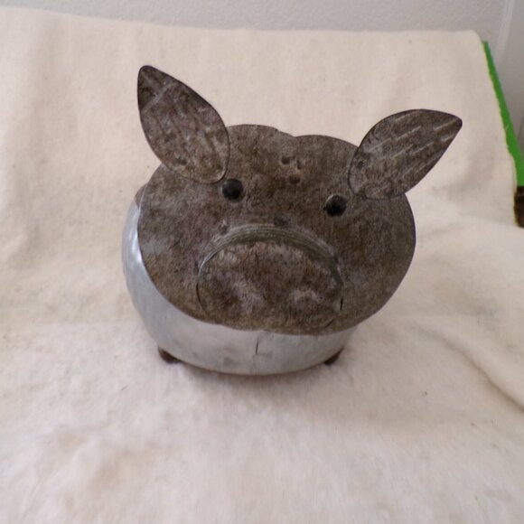 Galvanized Metal Pig Piggy Hog Shaped Planter Pot Farmhouse Decor - Picture 1 of 5